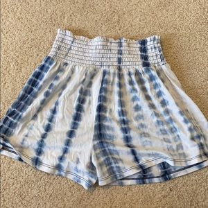 Hugh rise comfy shorts